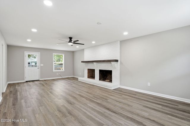 213 Shannon Drive, Wilmington, NC 28409