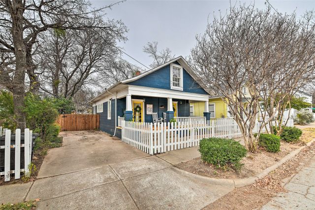 1460 W Allen Avenue, Fort Worth, TX 76110