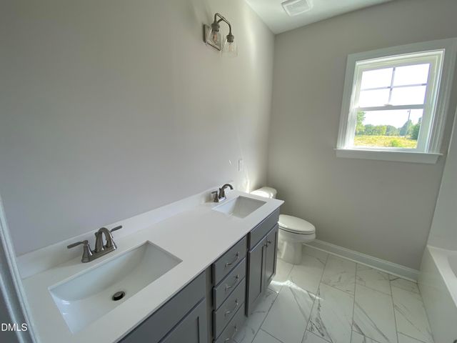 205 N Rabbit Run Drive, Smithfield, NC 27577