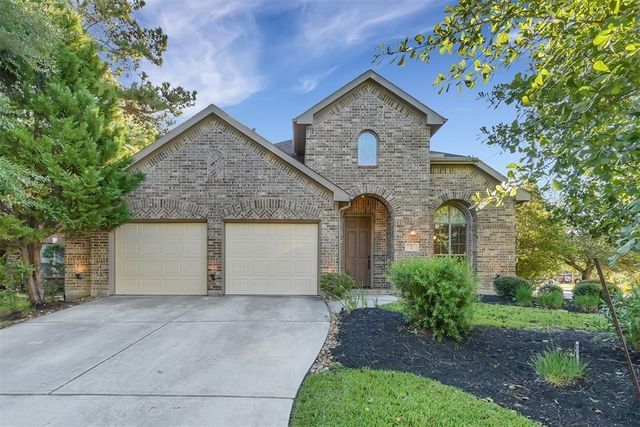 2 Maitland Court, The Woodlands, TX 77354