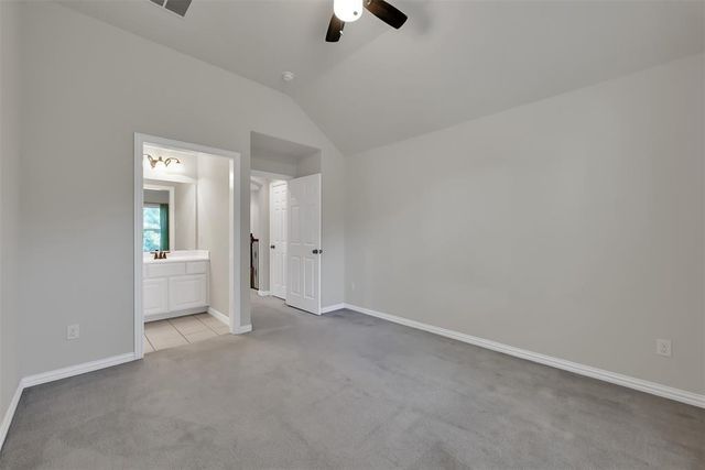 2 Maitland Court, The Woodlands, TX 77354