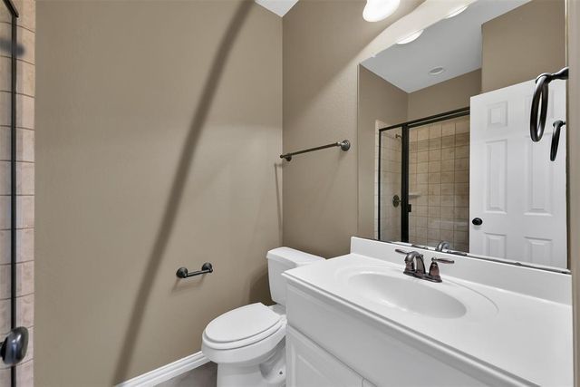 2 Maitland Court, The Woodlands, TX 77354