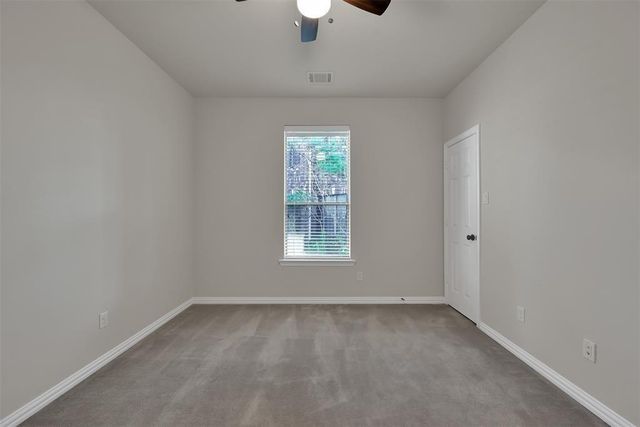 2 Maitland Court, The Woodlands, TX 77354