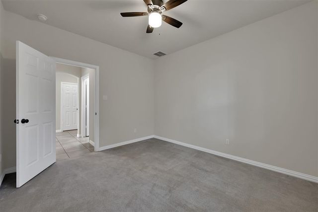 2 Maitland Court, The Woodlands, TX 77354
