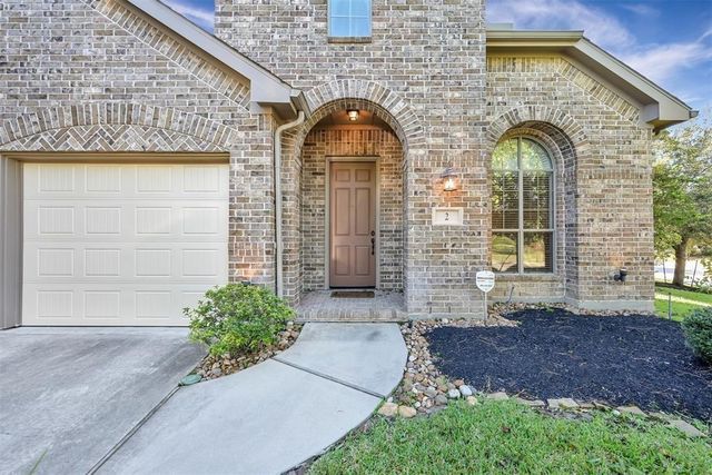 2 Maitland Court, The Woodlands, TX 77354