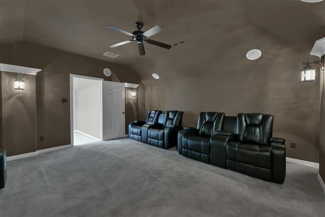 2 Maitland Court, The Woodlands, TX 77354