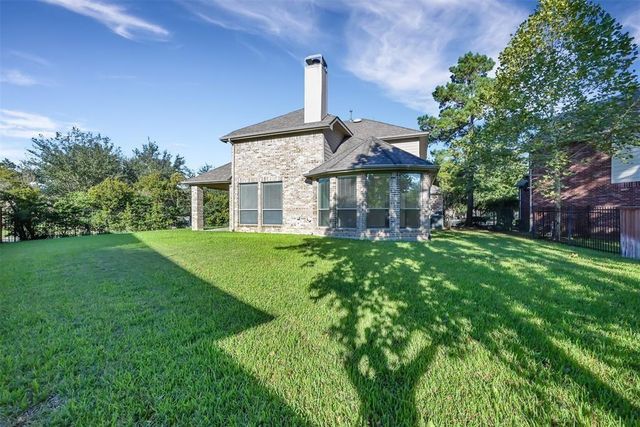 2 Maitland Court, The Woodlands, TX 77354