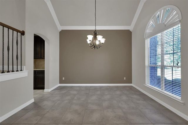 2 Maitland Court, The Woodlands, TX 77354