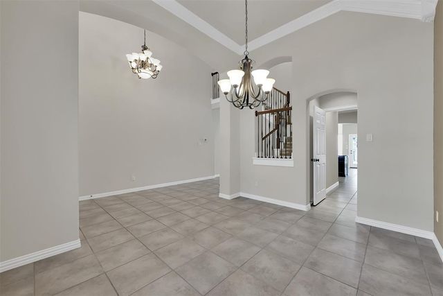 2 Maitland Court, The Woodlands, TX 77354