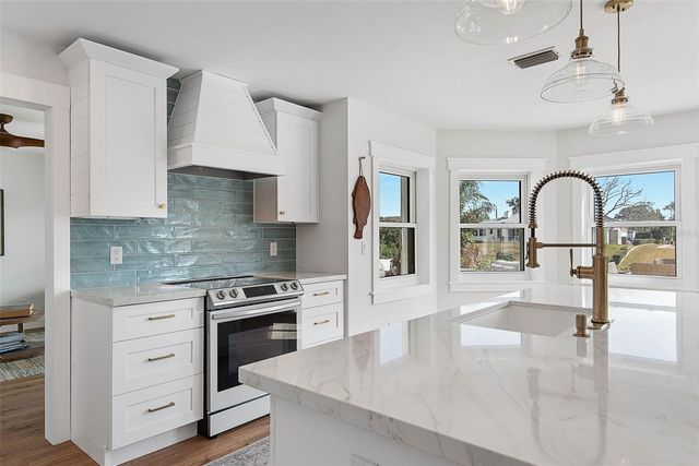 15 COLONY COURT, Palm Coast, FL 32137