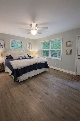 1377 Four Seasons Dr, Smithville, TN 37166