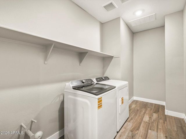 17641 W COLLEGE Drive, Goodyear, AZ 85395