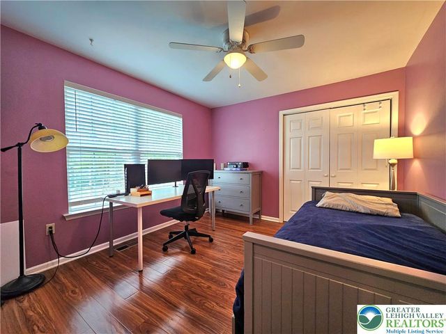 127 Willow Drive, Palmer Twp, PA 18045