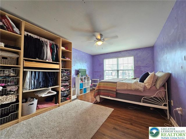 127 Willow Drive, Palmer Twp, PA 18045