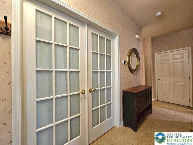 127 Willow Drive, Palmer Twp, PA 18045