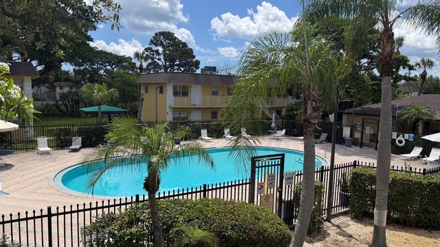 5156 NE 6th Avenue 205, Oakland Park, FL 33334