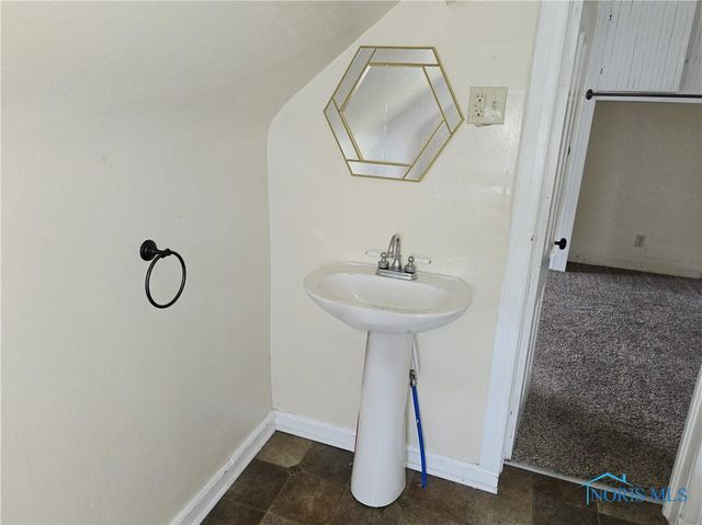 620 E Washington Street, Montpelier, OH 43543