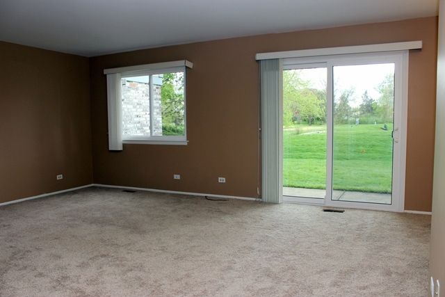 211 Blossom Court 211, Buffalo Grove, IL 60089