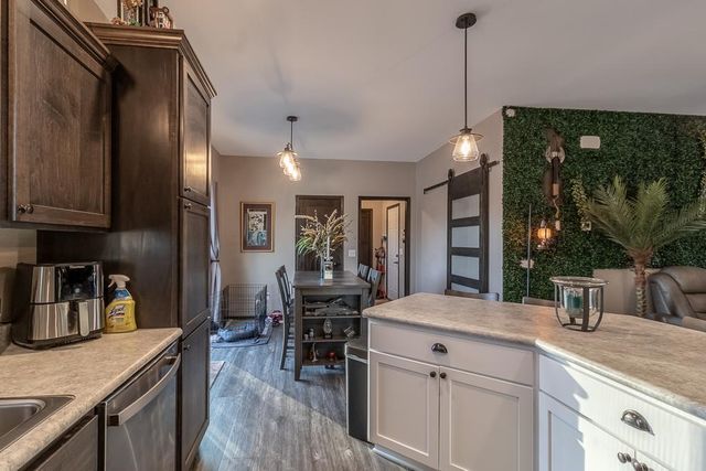 2021 Bluestem Drive, Mankato, MN 56001