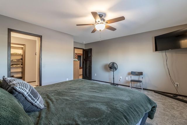 2021 Bluestem Drive, Mankato, MN 56001