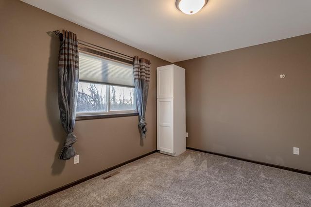 2021 Bluestem Drive, Mankato, MN 56001