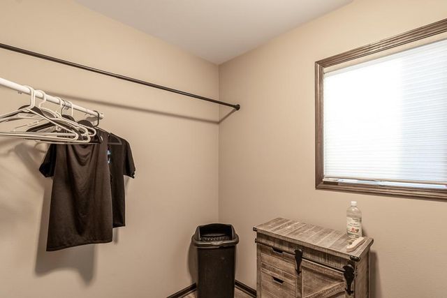 2021 Bluestem Drive, Mankato, MN 56001