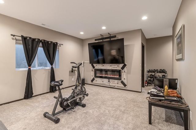 2021 Bluestem Drive, Mankato, MN 56001