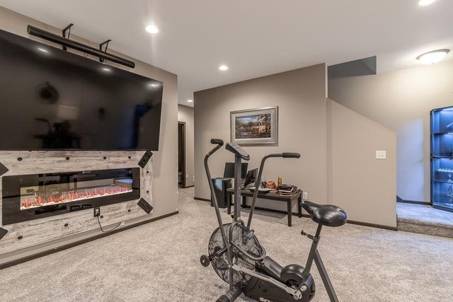 2021 Bluestem Drive, Mankato, MN 56001