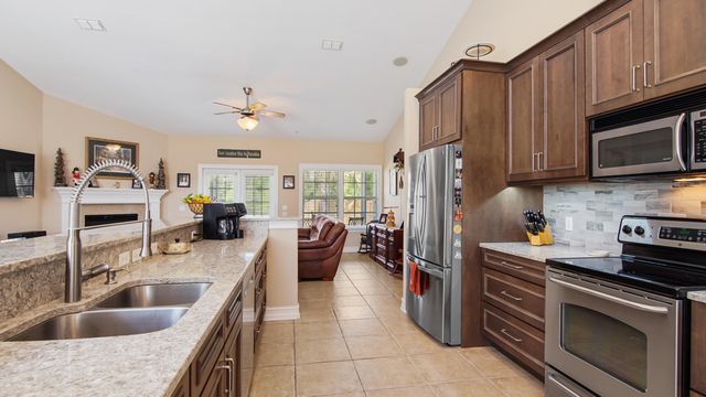 174 Mango Lane, Freeport, FL 32439