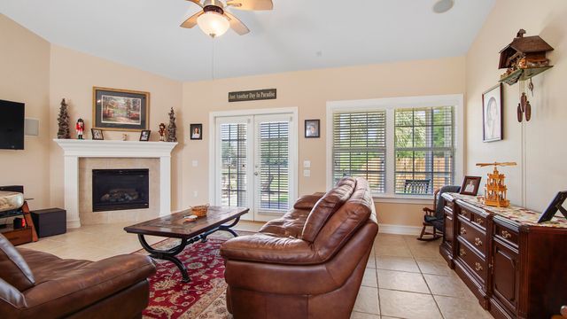 174 Mango Lane, Freeport, FL 32439