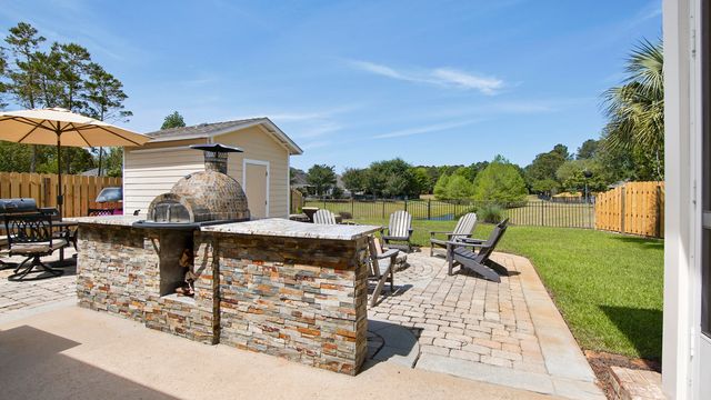 174 Mango Lane, Freeport, FL 32439