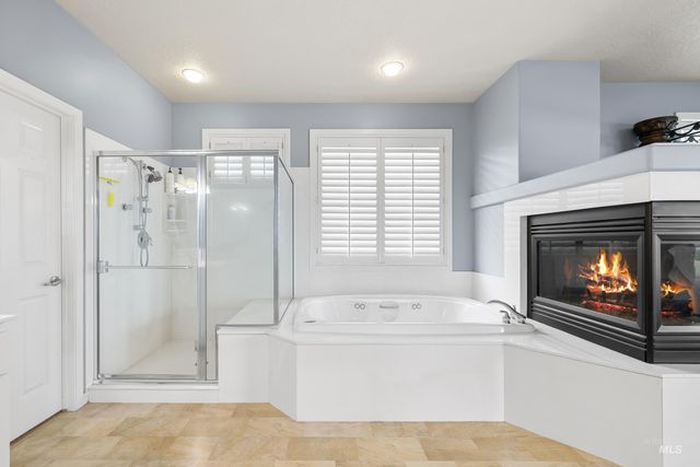 8464 W Thunder Mountain Dr, Boise, ID 83709