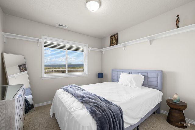 8464 W Thunder Mountain Dr, Boise, ID 83709