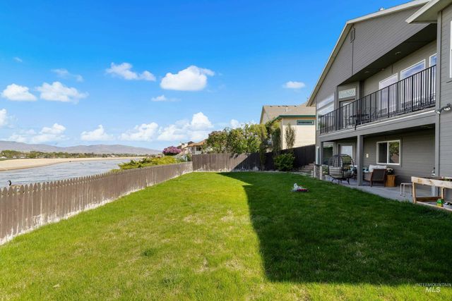 8464 W Thunder Mountain Dr, Boise, ID 83709