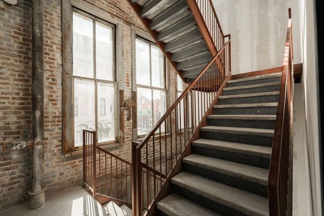 2400 Mechanic Street 402, Galveston, TX 77550