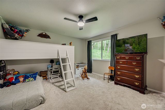 136 Charleston Drive, Kalama, WA 98625