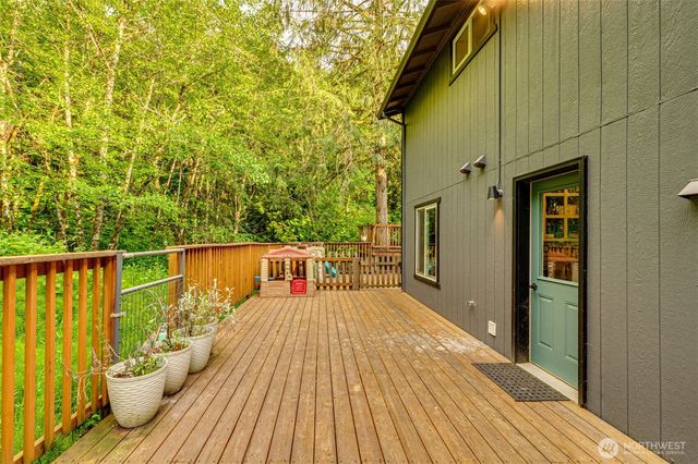 136 Charleston Drive, Kalama, WA 98625