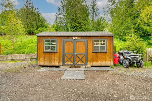 136 Charleston Drive, Kalama, WA 98625