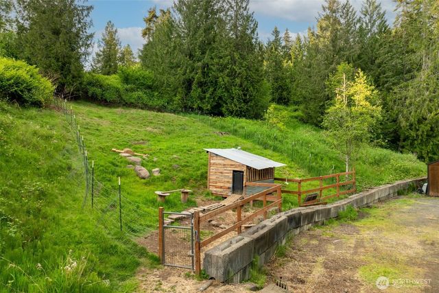 136 Charleston Drive, Kalama, WA 98625