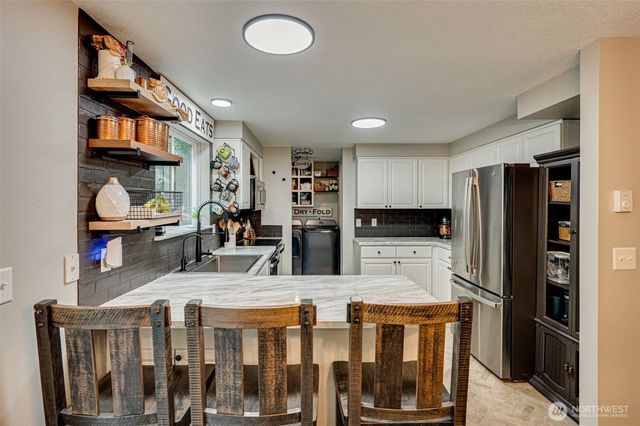 136 Charleston Drive, Kalama, WA 98625