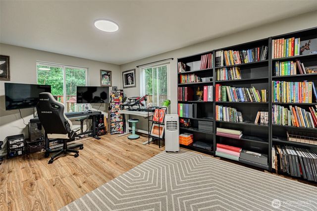 136 Charleston Drive, Kalama, WA 98625