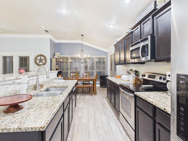 6924 97th Street, Lubbock, TX 79424