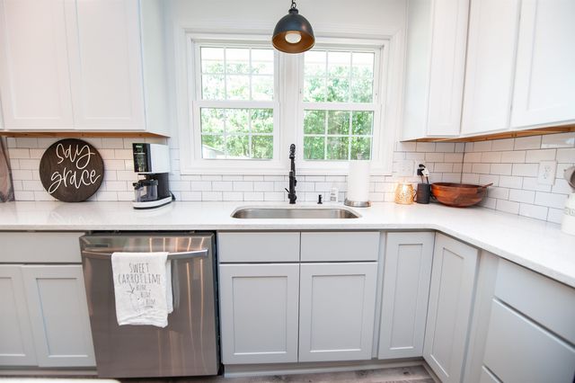 137 Center Street, Inman, SC 29349