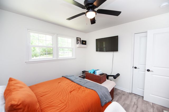 137 Center Street, Inman, SC 29349