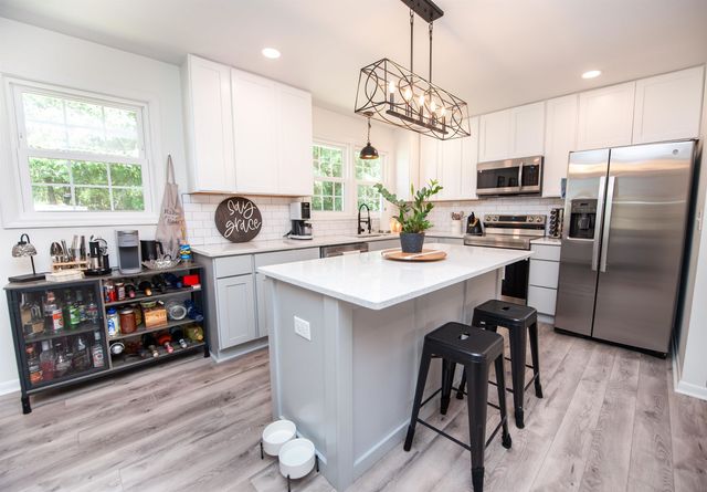137 Center Street, Inman, SC 29349