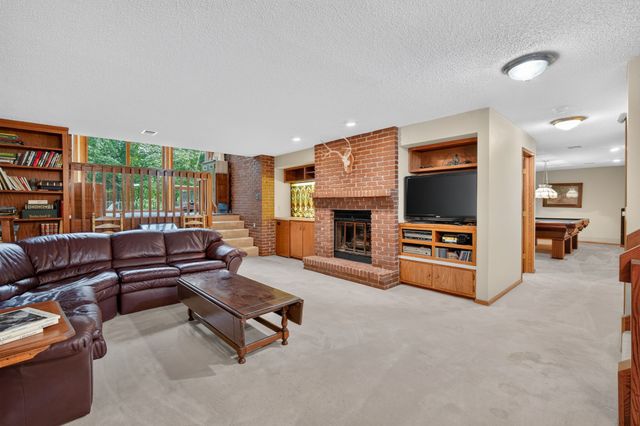113 SW Country Club Lane, Ankeny, IA 50023