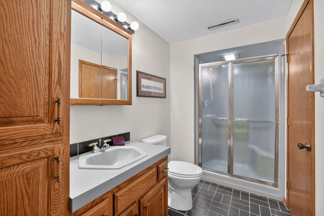 113 SW Country Club Lane, Ankeny, IA 50023