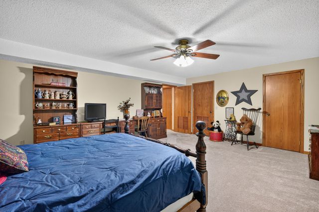113 SW Country Club Lane, Ankeny, IA 50023