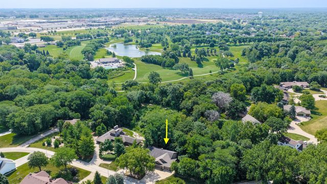 113 SW Country Club Lane, Ankeny, IA 50023