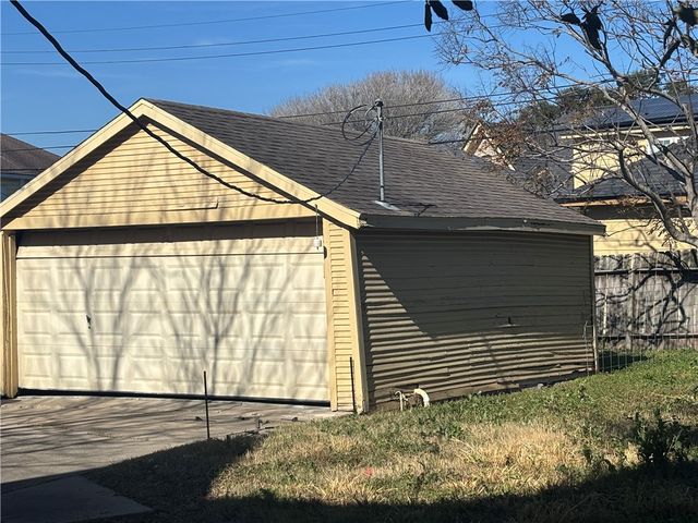 450 Cole St, Corpus Christi, TX 78404